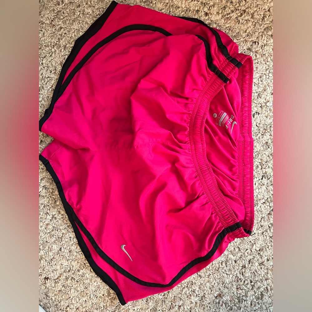 Nike dri fit shorts size M